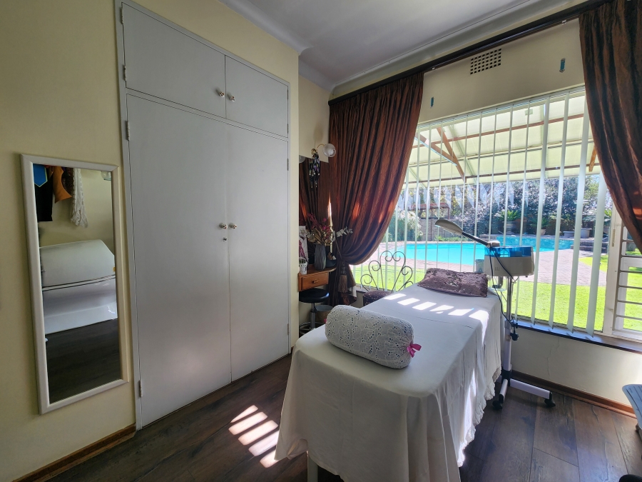 4 Bedroom Property for Sale in Sasolburg Ext 4 Free State